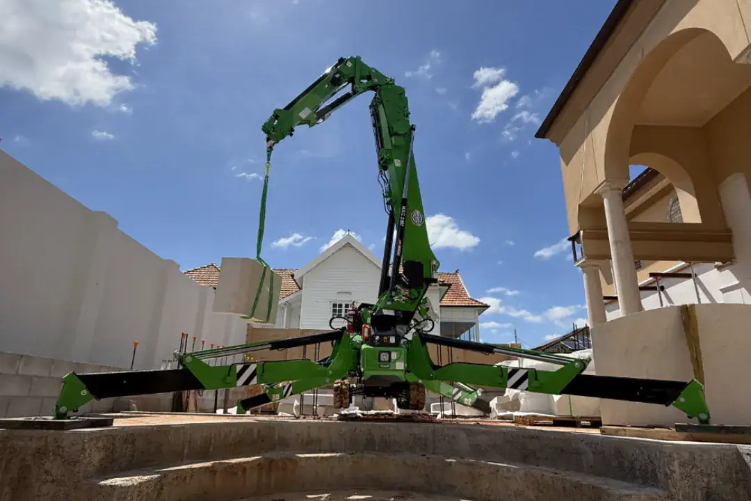 Mini Crane Hire Sunshine Coast