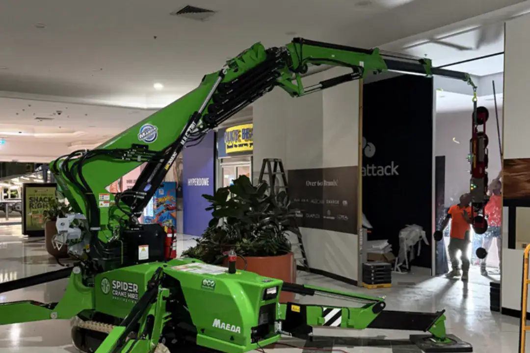 Mini Crane Hire Sunshine Coast