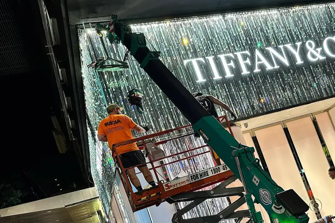 Glass Lifting Equipment Gold Coast